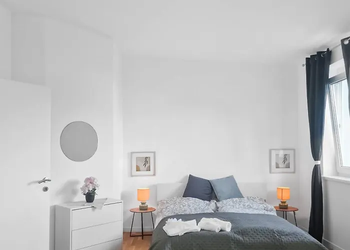 アパート Comfort 1br For 2 シュトッケラウ